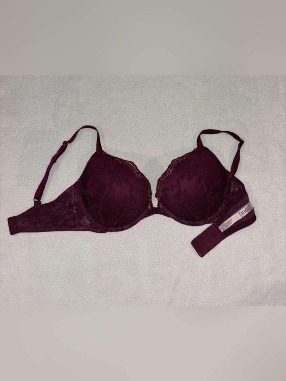 Victoria’s Secret Dream Angels Push Up Bra 32DD